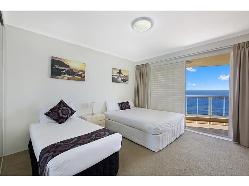 ‘XANADU EAST’ 59 Pacific Street, Main Beach QLD 4217