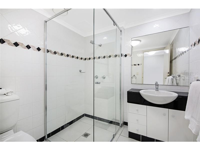 ‘XANADU EAST’ 59 Pacific Street, Main Beach QLD 4217