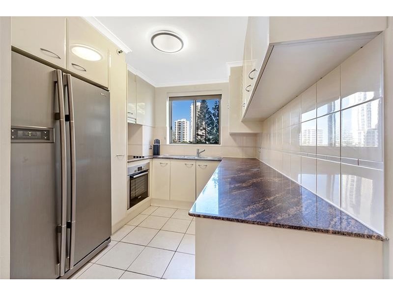 ‘OSCAR ON MAIN’ 1 Hughes Avenue, Main Beach QLD 4217