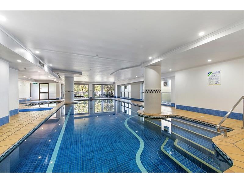 ‘OSCAR ON MAIN’ 1 Hughes Avenue, Main Beach QLD 4217