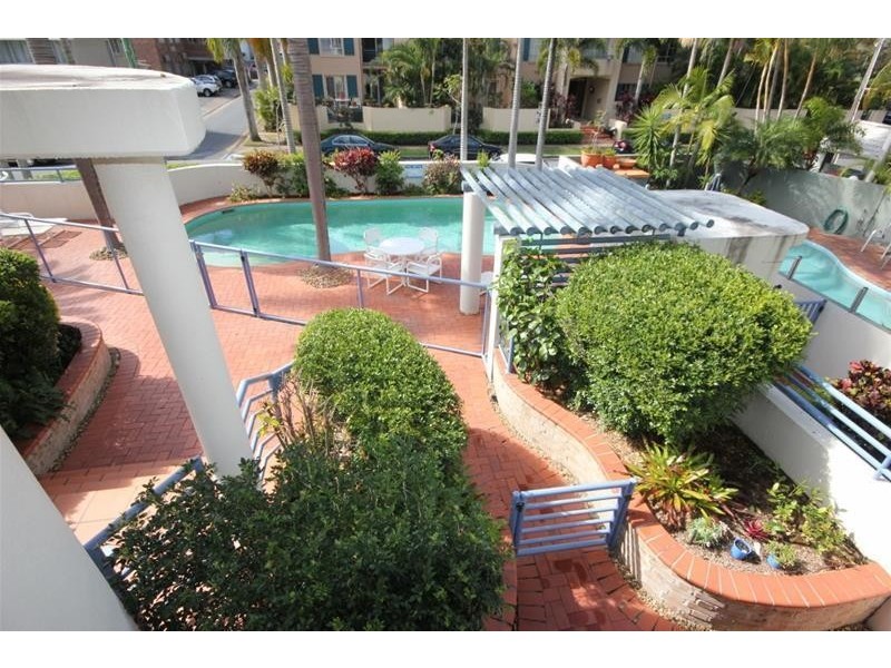 ‘Main Place’ 32 Cronin Avenue, Main Beach QLD 4217