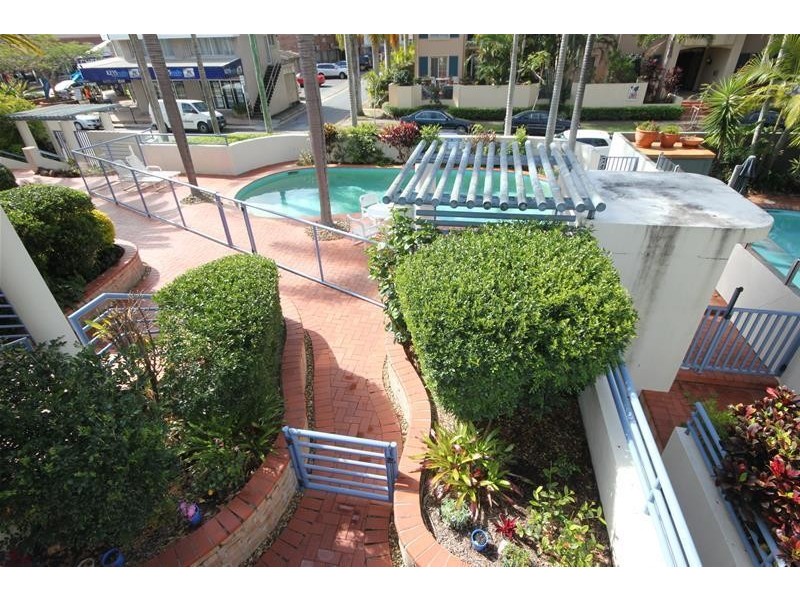 ‘Main Place’ 32 Cronin Avenue, Main Beach QLD 4217