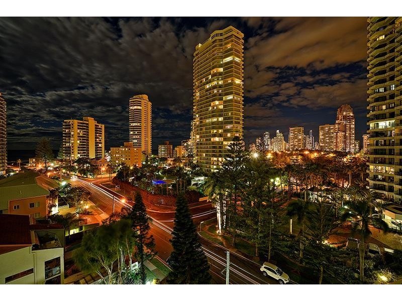 ‘THE CREST’ 15 Breaker_ Street, Main Beach QLD 4217