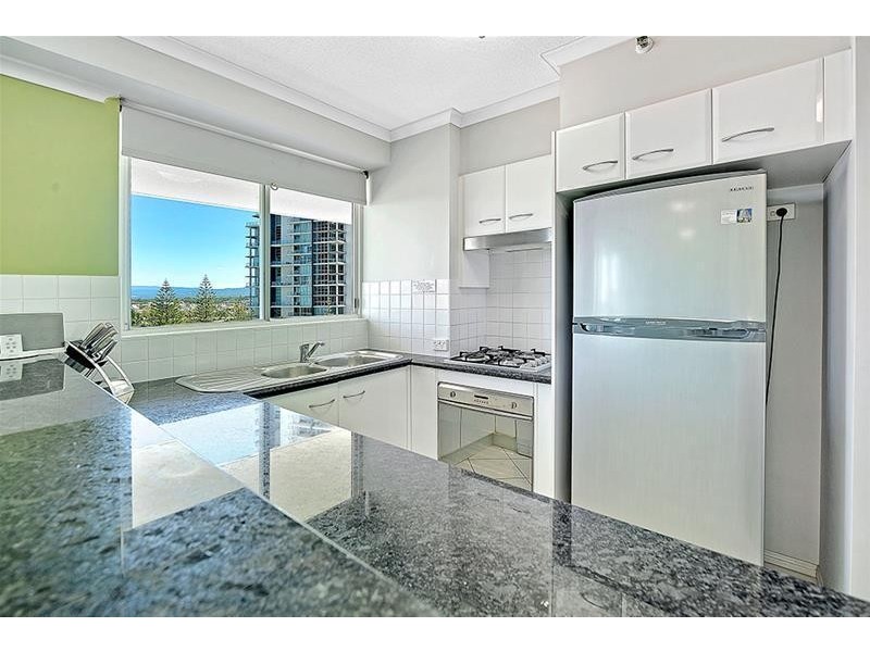 ‘THE CREST’ 15 Breaker_ Street, Main Beach QLD 4217