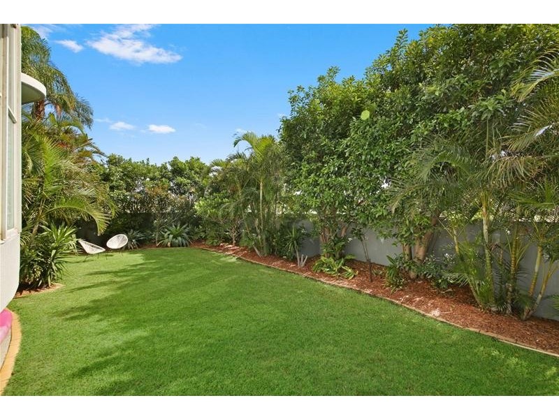 ‘MALIBU’ 3 Tedder Avenue, Main Beach QLD 4217