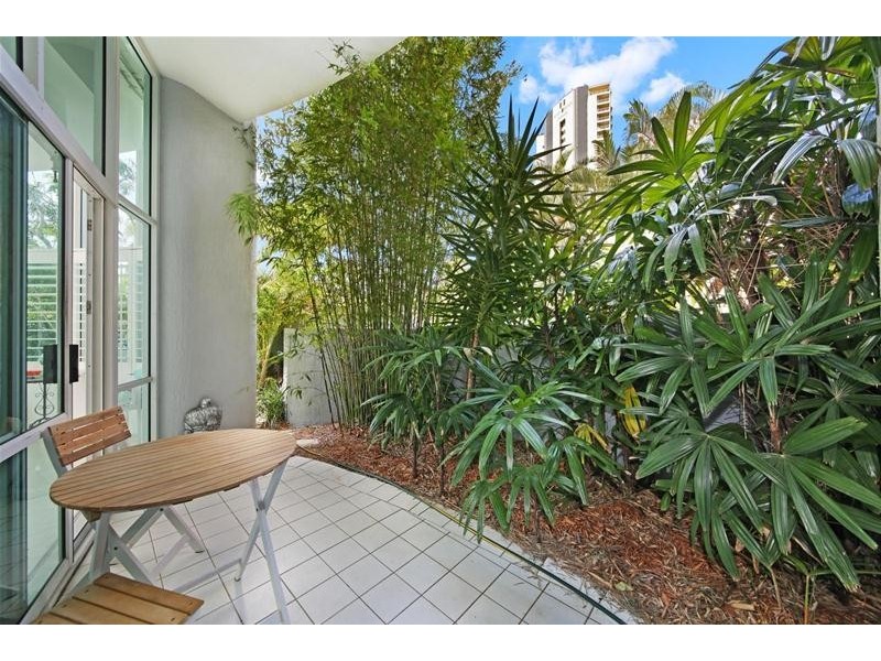 ‘MALIBU’ 3 Tedder Avenue, Main Beach QLD 4217