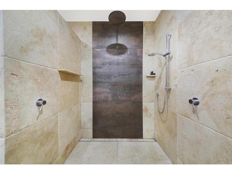 ‘MALIBU’ 3 Tedder Avenue, Main Beach QLD 4217