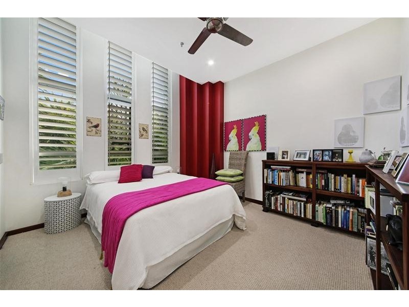 ‘MALIBU’ 3 Tedder Avenue, Main Beach QLD 4217