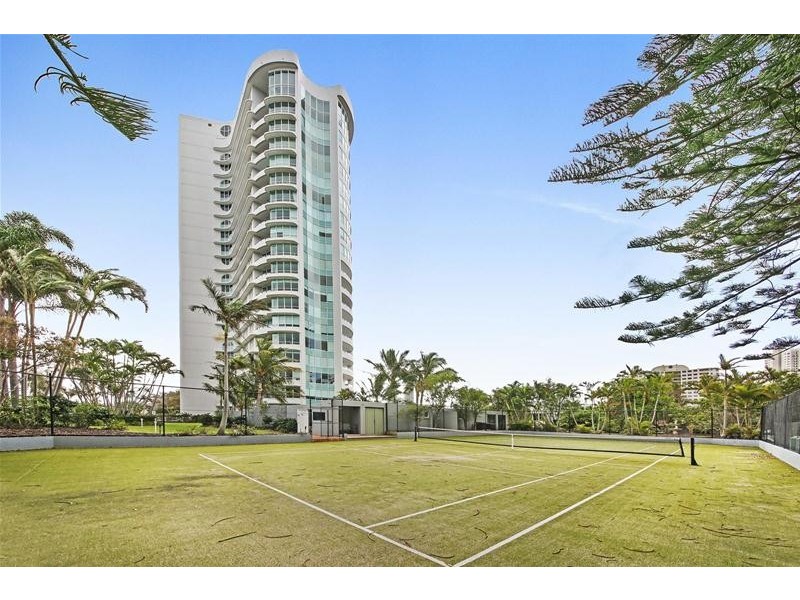 ‘MALIBU’ 3 Tedder Avenue, Main Beach QLD 4217