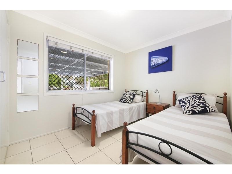 1/35 Breaker Street, Main Beach QLD 4217
