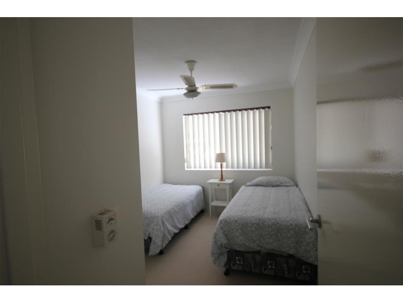 ‘SCALINADA’ 22 Woodroffe Avenue, Main Beach QLD 4217