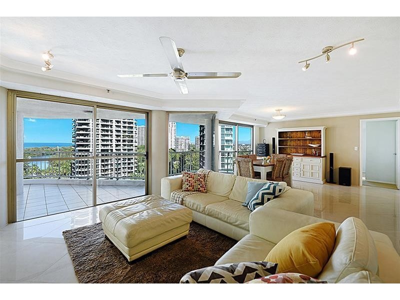 20 Cronin Avenue ‘MAIN BEACH TOWER’, Main Beach QLD 4217