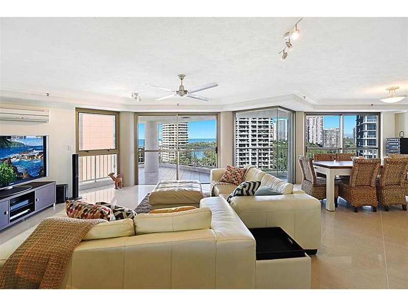 20 Cronin Avenue ‘MAIN BEACH TOWER’, Main Beach QLD 4217