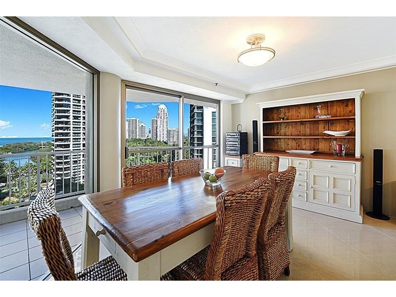 20 Cronin Avenue ‘MAIN BEACH TOWER’, Main Beach QLD 4217