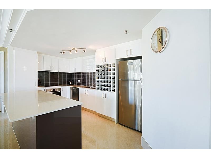 20 Cronin Avenue ‘MAIN BEACH TOWER’, Main Beach QLD 4217