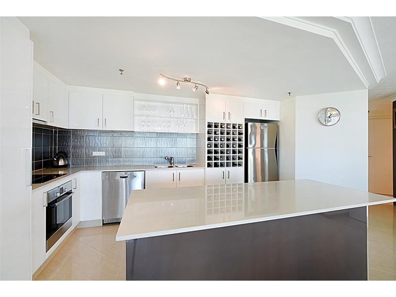 20 Cronin Avenue ‘MAIN BEACH TOWER’, Main Beach QLD 4217