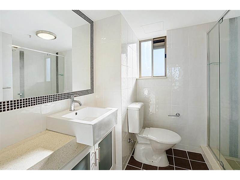 20 Cronin Avenue ‘MAIN BEACH TOWER’, Main Beach QLD 4217