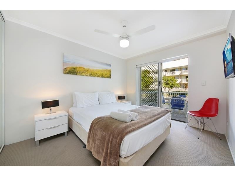 ‘Chidori Court’ 1 Cronin Avenue, Main Beach QLD 4217