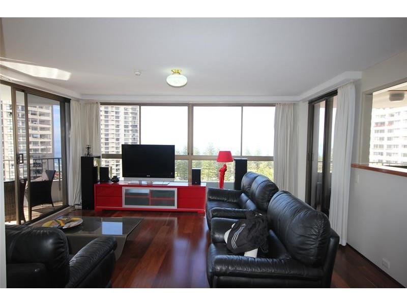 ‘Royal Surfrider’ Main Beach Parade, Main Beach QLD 4217