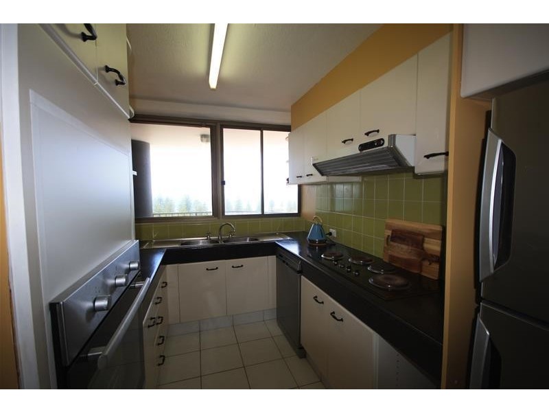 ‘Royal Surfrider’ Main Beach Parade, Main Beach QLD 4217