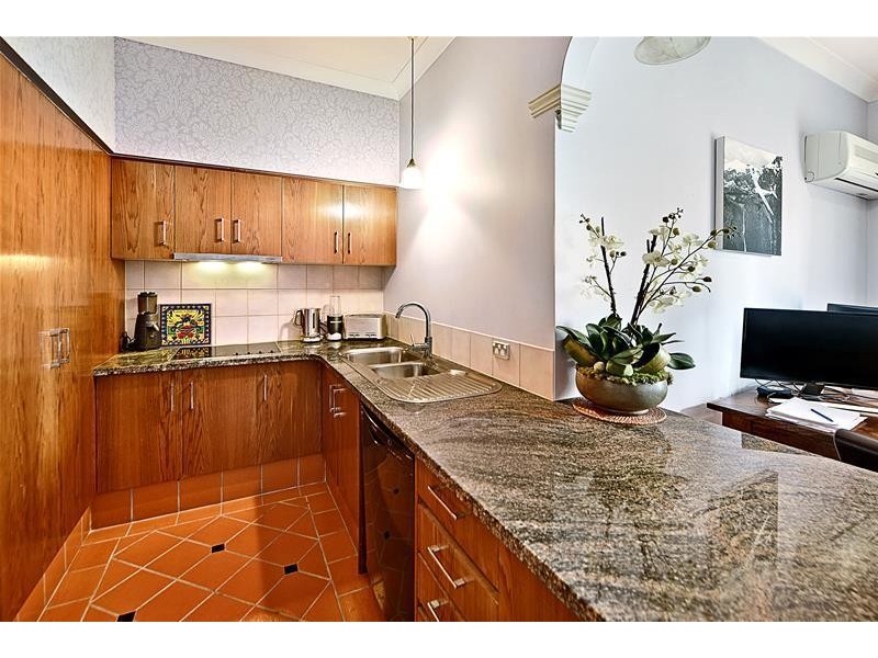 ‘Sainte Maxime’ 38 Woodroffe Avenue, Main Beach QLD 4217