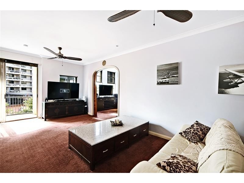 ‘Sainte Maxime’ 38 Woodroffe Avenue, Main Beach QLD 4217