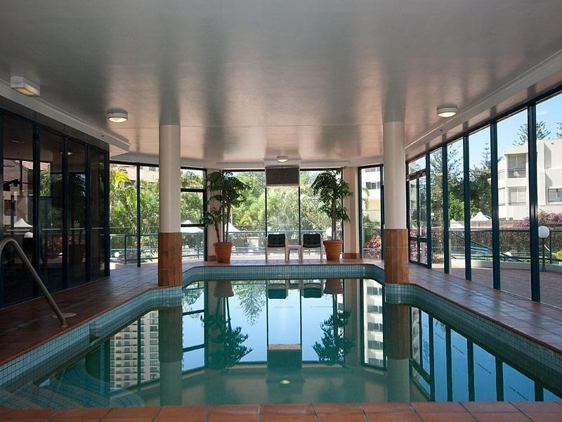 22 Montgomery Avenue, Main Beach QLD 4217