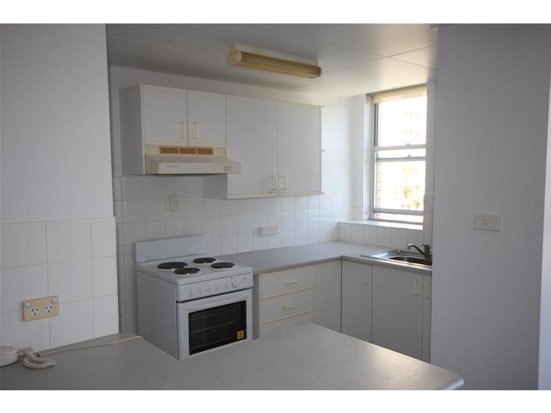 ‘Monte Video’ 15 Pacific Street, Main Beach QLD 4217