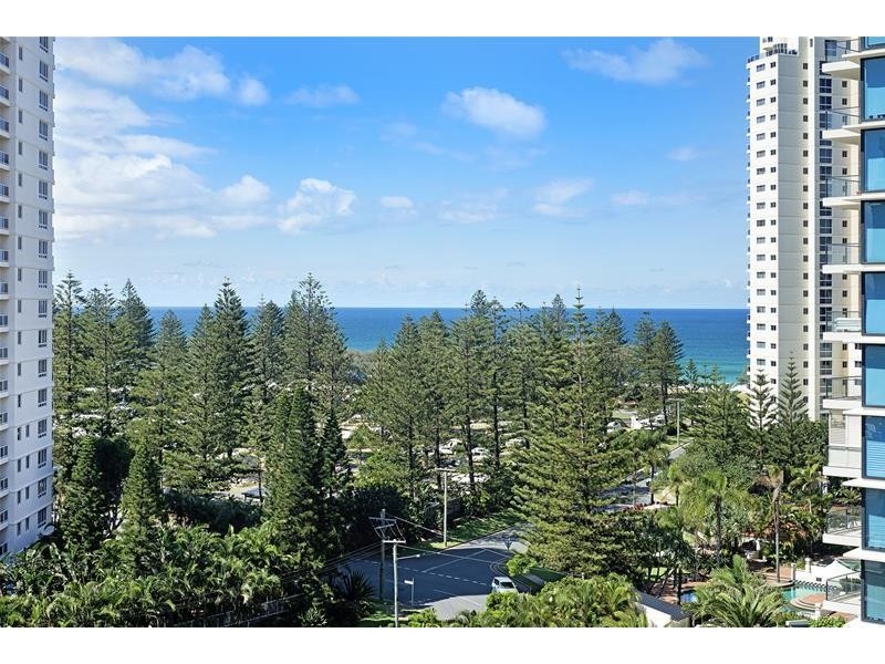 19 Peak ‘Calais’ Avenue, Main Beach QLD 4217