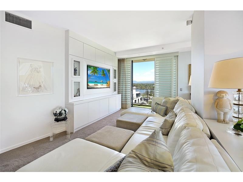 ‘MARQUIS ON MAIN’ 11 Peak. Avenue, Main Beach QLD 4217