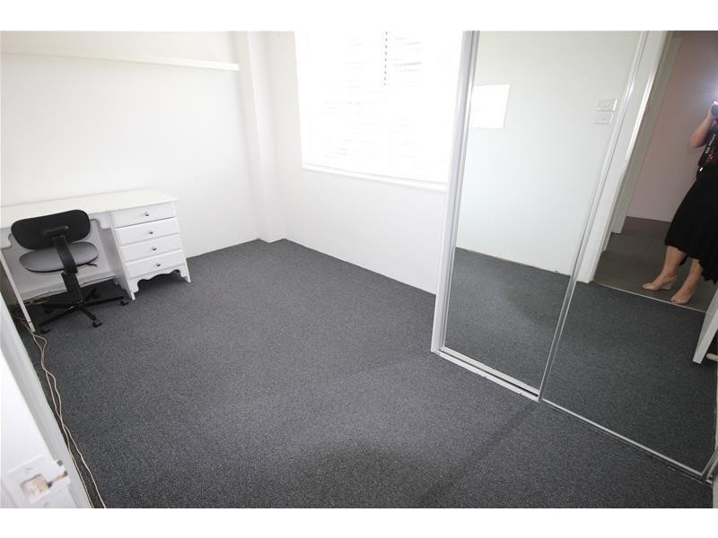 “Monte Video’ 9 Pacific Street, Main Beach QLD 4217