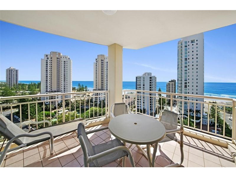 ‘MALDIVES’ 46 Pacific Street, Main Beach QLD 4217