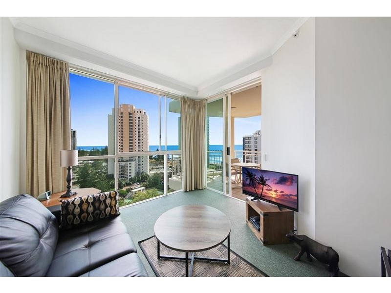 ‘MALDIVES’ 46 Pacific Street, Main Beach QLD 4217