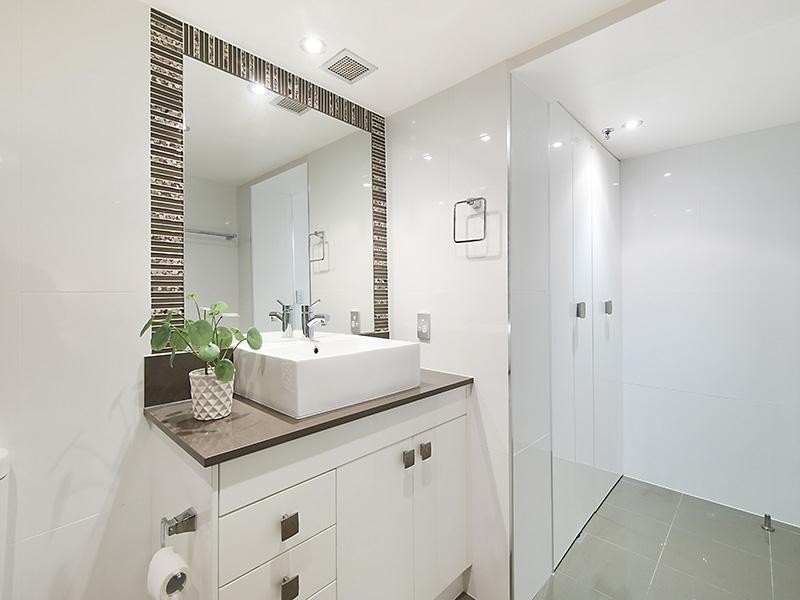 ‘DE VILLE’ 3645 Main Beach Parade, Main Beach QLD 4217