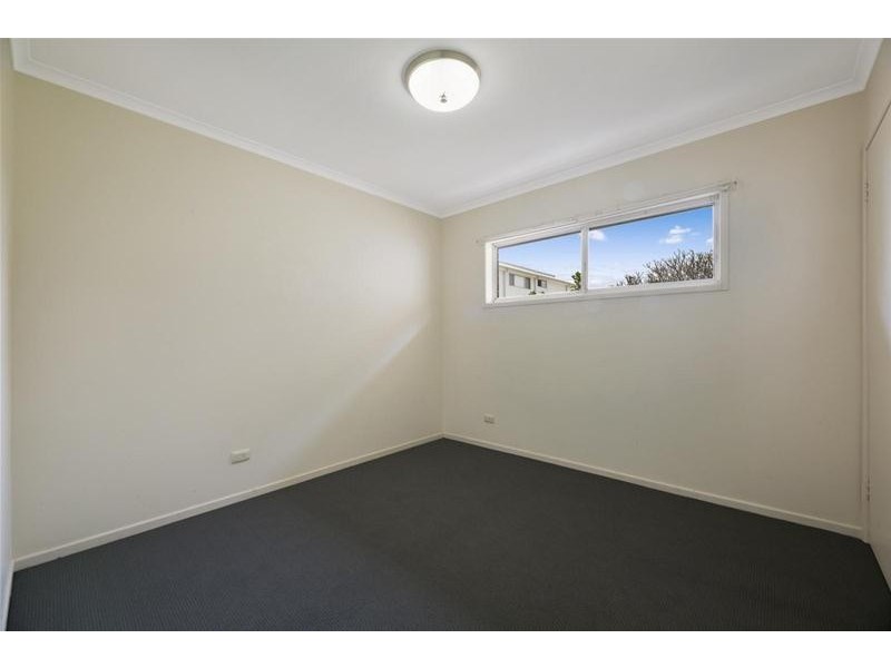 122 The Esplanade, Paradise Point QLD 4216