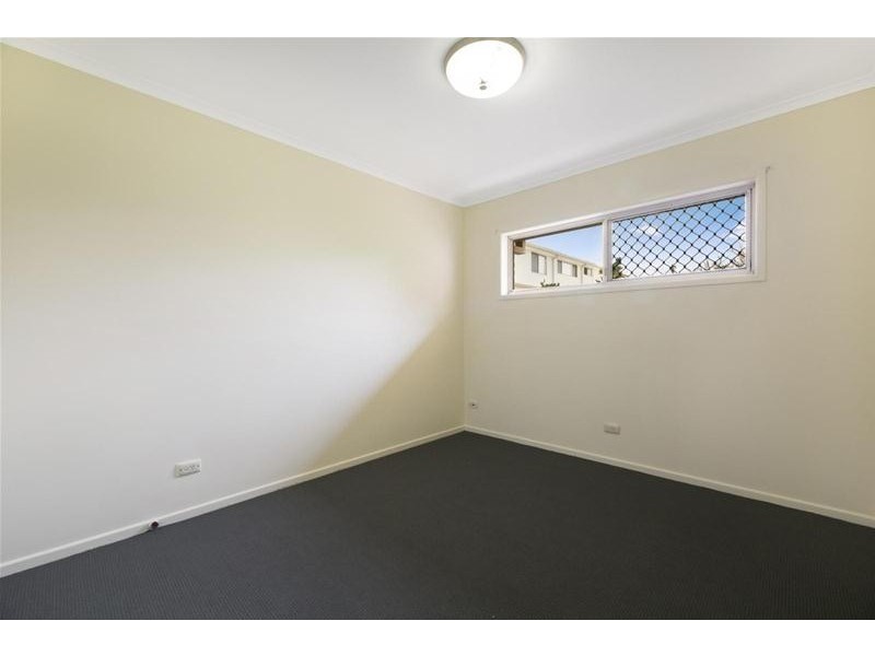 122 The Esplanade, Paradise Point QLD 4216