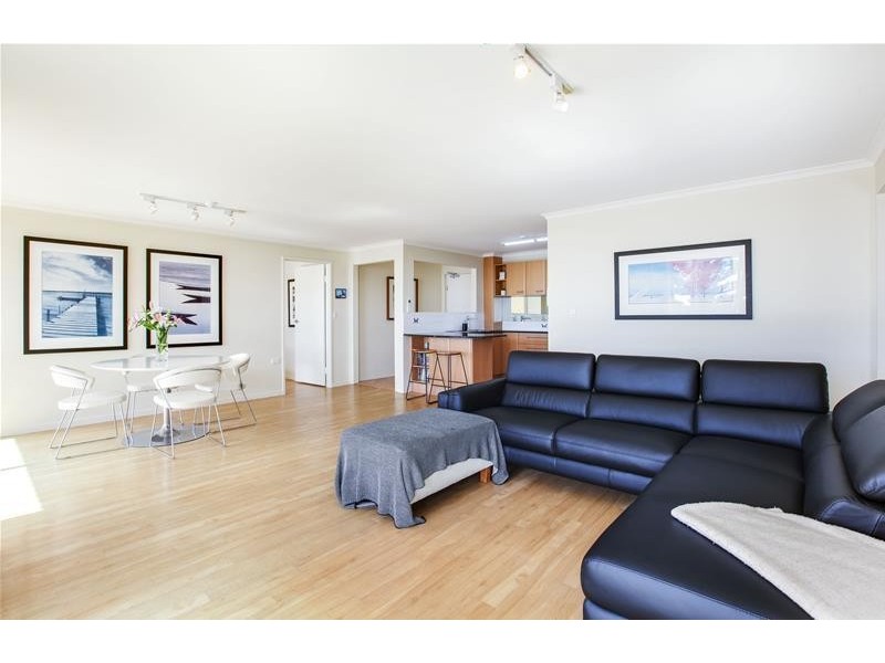 ‘YACHTING TOWERS’ 18 MacArthur Parade, Main Beach QLD 4217