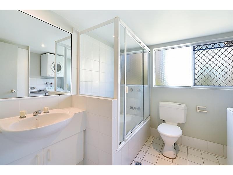 11 Breaker Street ‘ALOHA LANE’, Main Beach QLD 4217