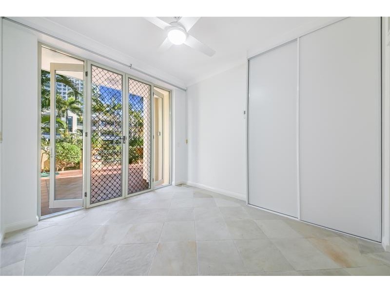 ‘Sainte Maxime’ 38 Woodroffe Avenue, Main Beach QLD 4217