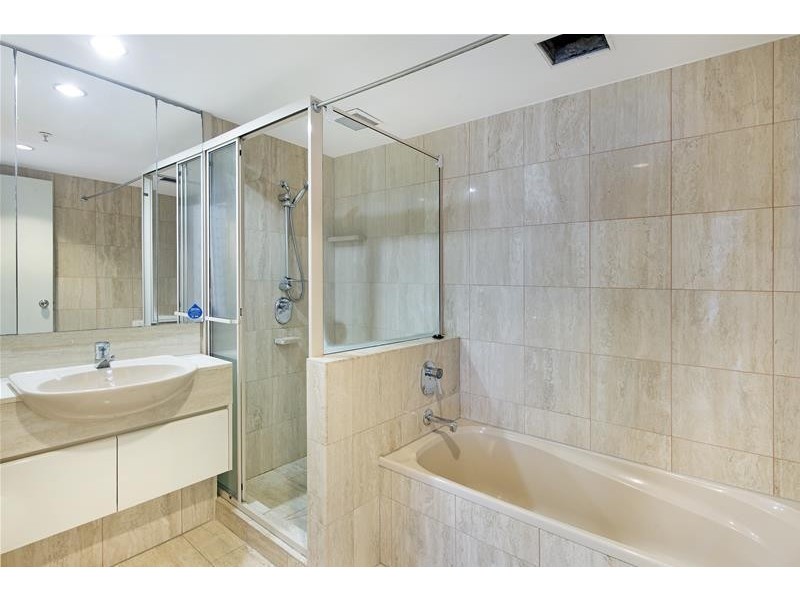 ‘CONTESSA’ 1 Serisier Avenue, Main Beach QLD 4217