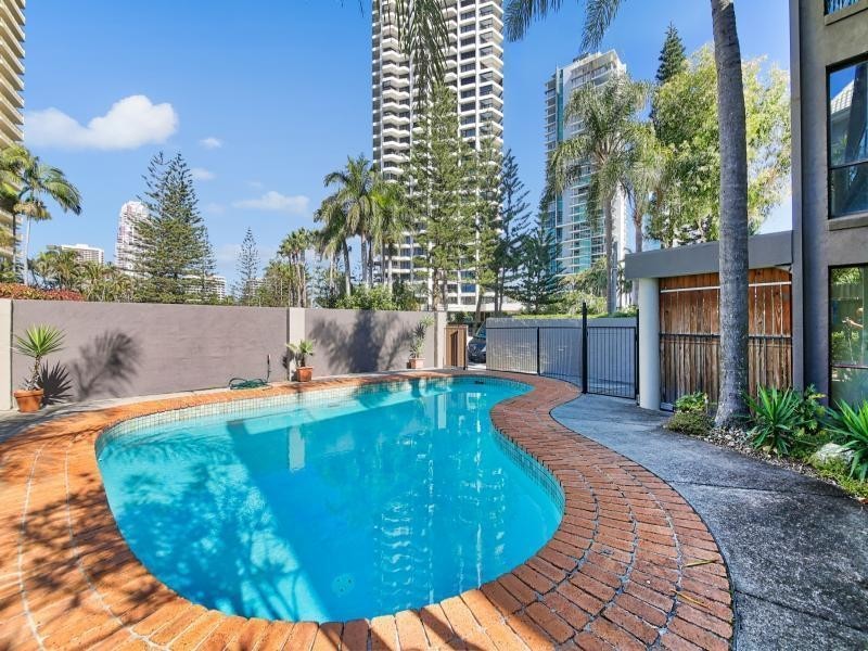 6/13 Breaker Street, Main Beach QLD 4217