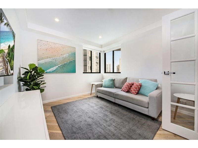 ‘Calais’ 19 Peak Avenue, Main Beach QLD 4217