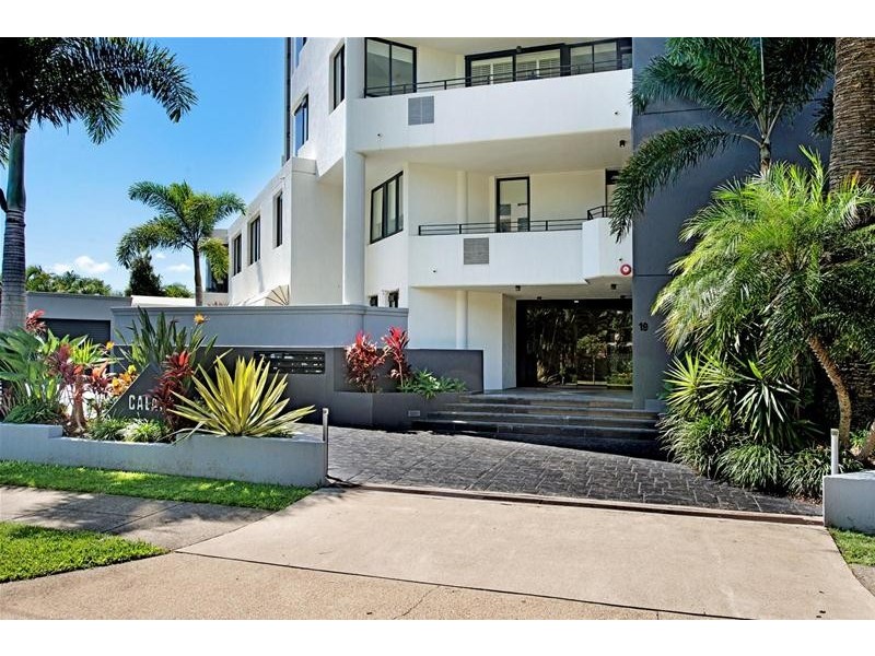 ‘Calais’ 19 Peak Avenue, Main Beach QLD 4217