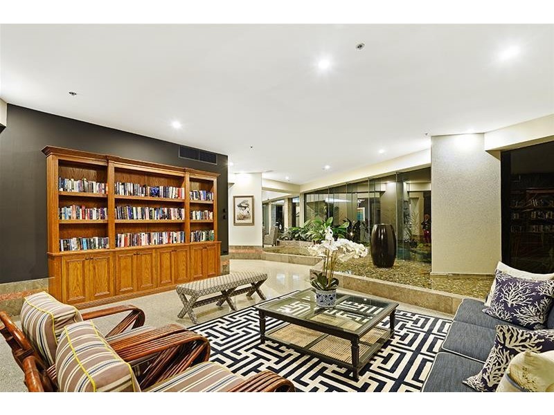 ‘THE INLET’ 24 Breaker Street, Main Beach QLD 4217