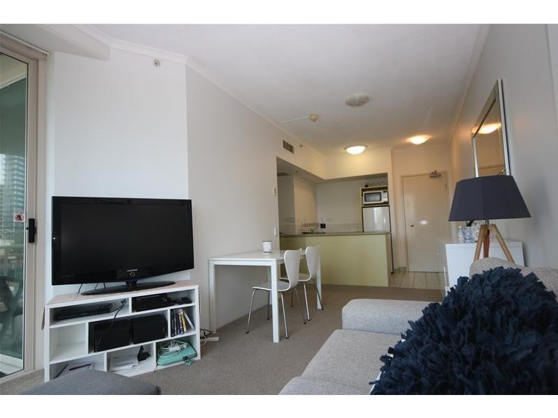 ‘Maldives’ 46 Pacific  Street, Main Beach QLD 4217