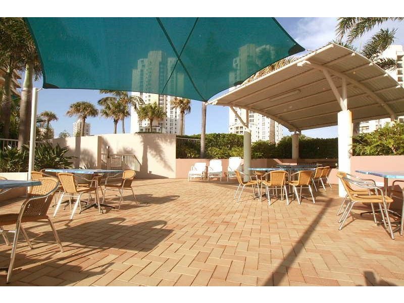 ‘Maldives’ 46 Pacific  Street, Main Beach QLD 4217