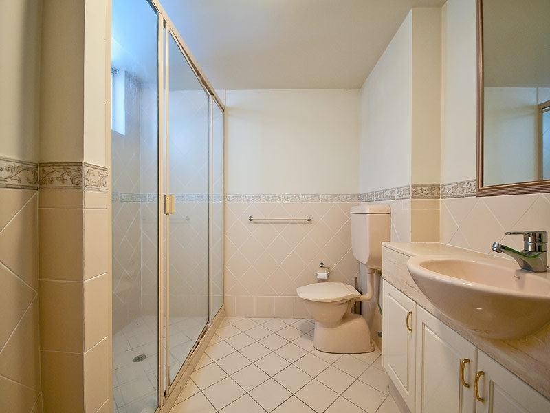 5 Cronin Avenue ‘SEYCHELLES’, Main Beach QLD 4217