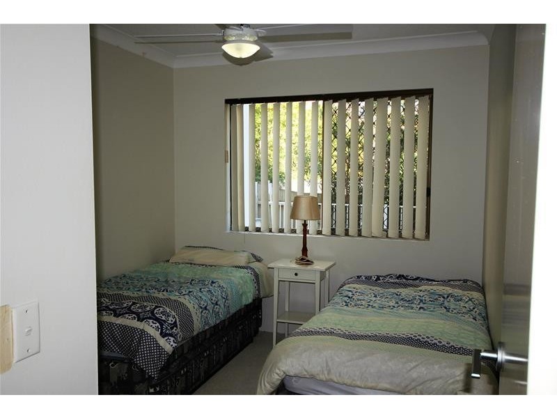 ‘Scalinada’ 22 Woodroffe Avenue, Main Beach QLD 4217