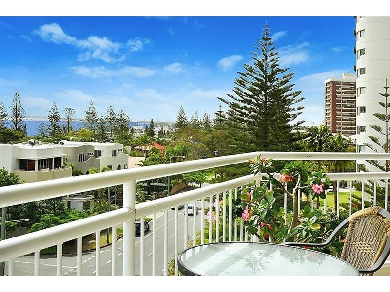 ‘Ocean Sands’ 11 Hughes Avenue, Main Beach QLD 4217