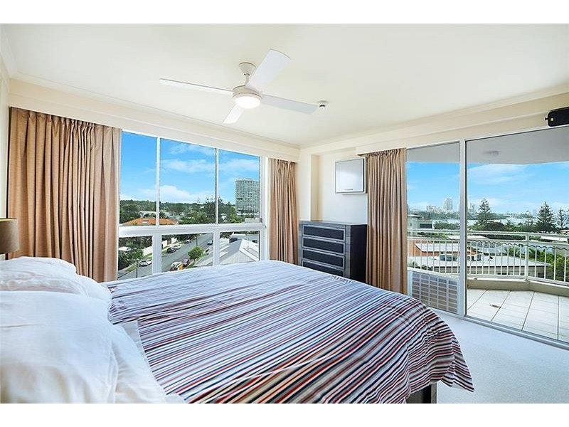 ‘Ocean Sands’ 11 Hughes Avenue, Main Beach QLD 4217